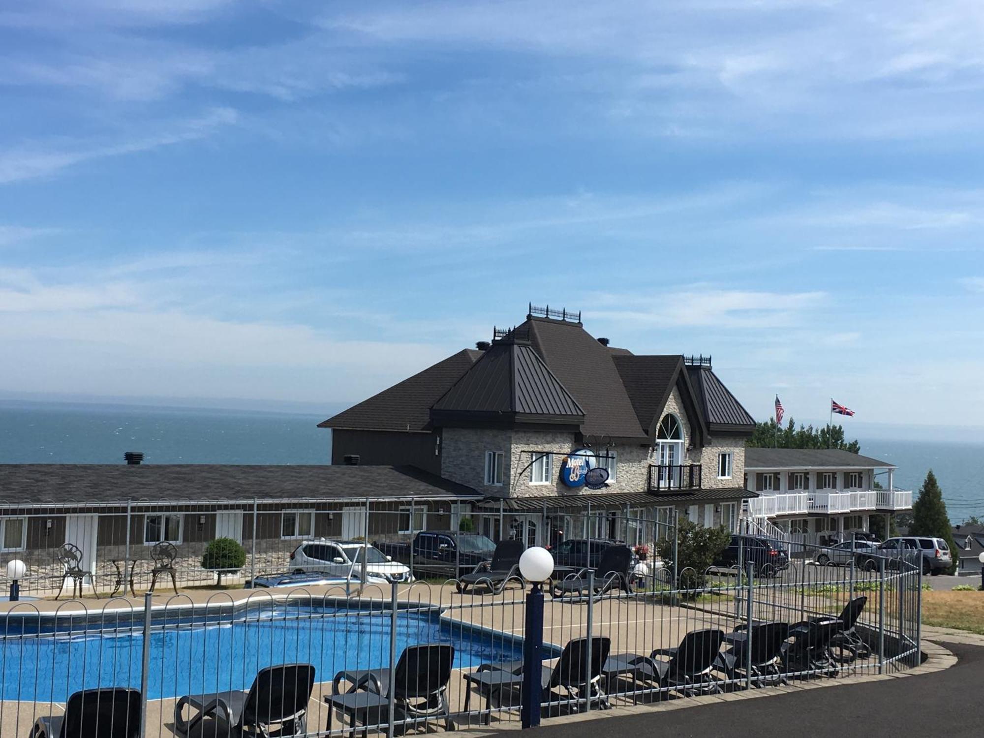 Motel Vue Belvedere Saint-Siméon Buitenkant foto