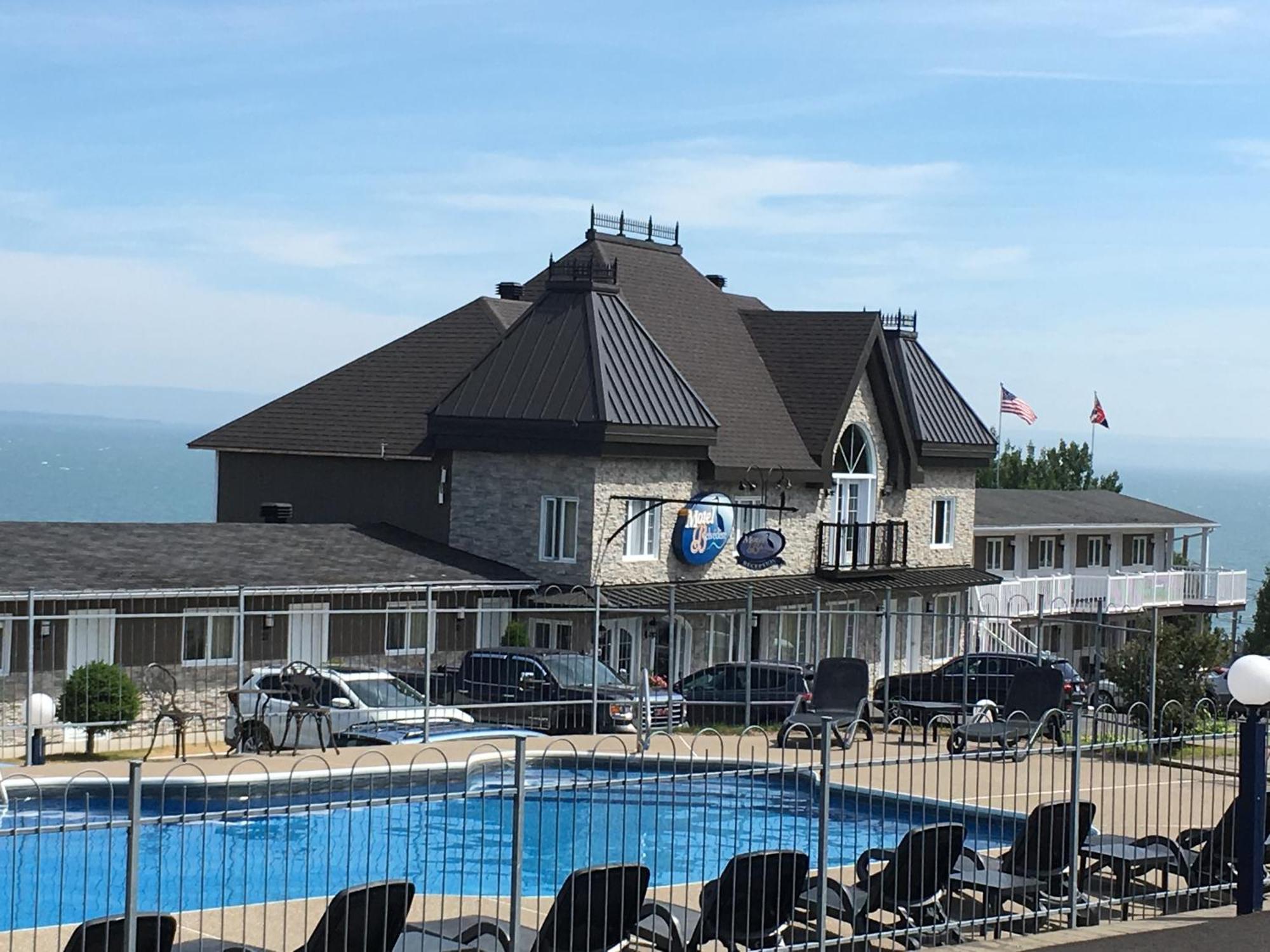 Motel Vue Belvedere Saint-Siméon Buitenkant foto